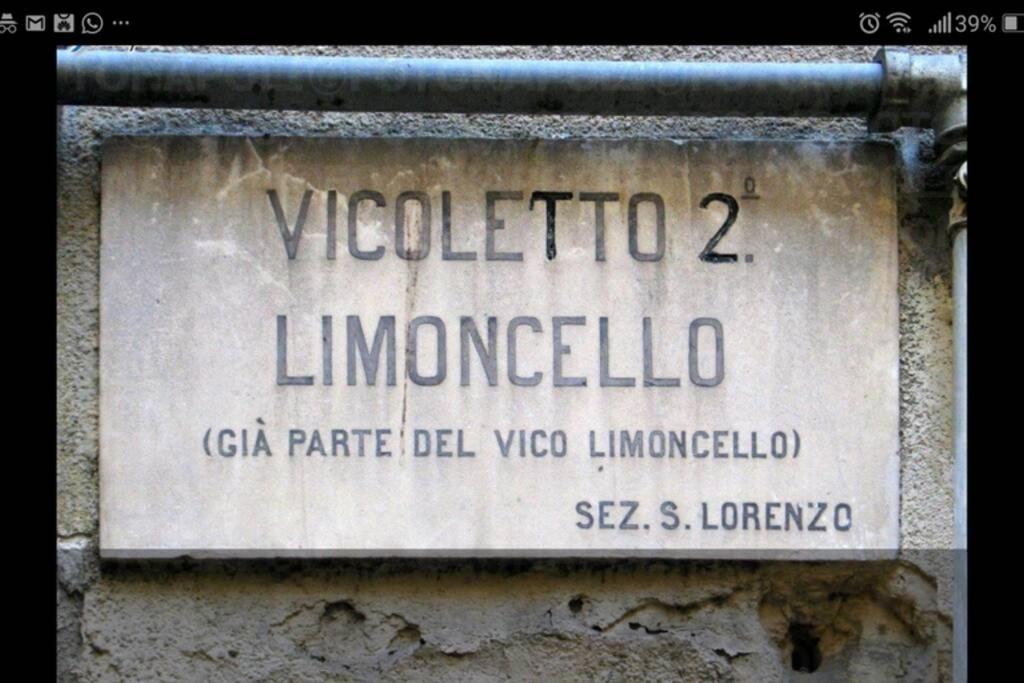 Limoncello Loft House,in The Heart Of Naples! Apartment Naples