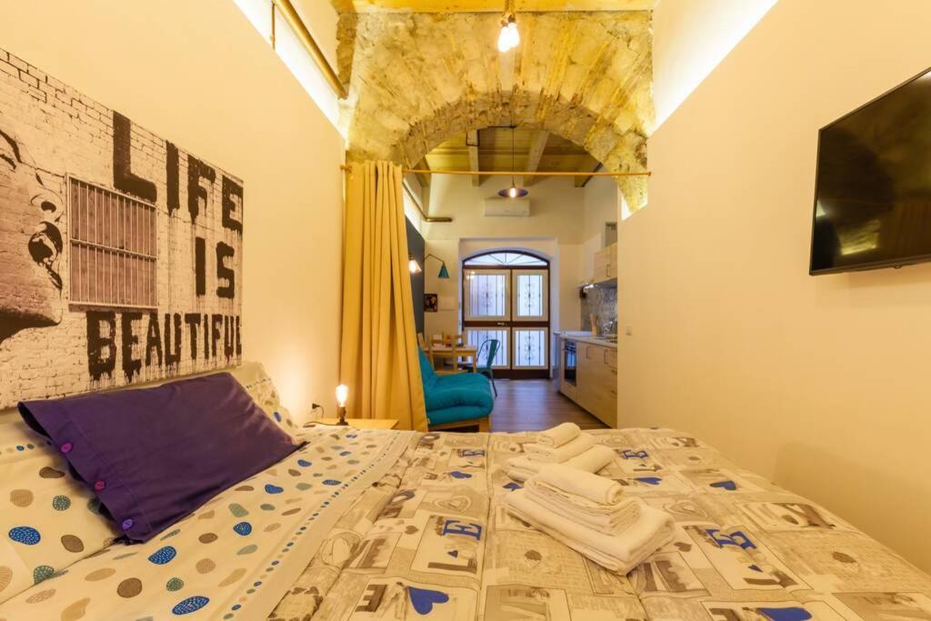 Limoncello Loft House,in The Heart Of Naples! Apartment Naples