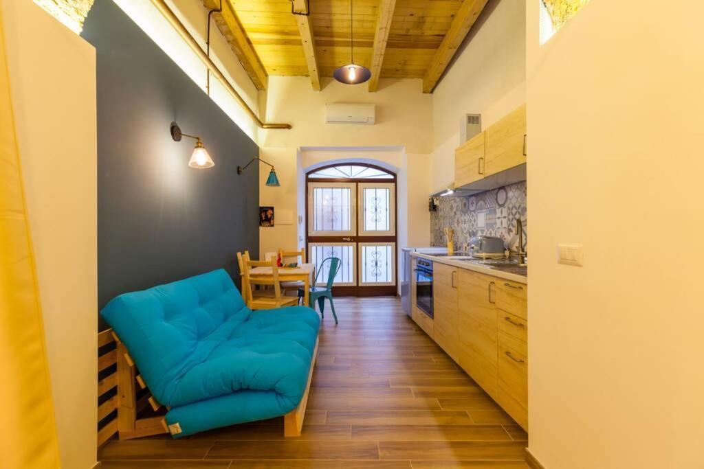 Limoncello Loft House,in The Heart Of Naples! * Naples