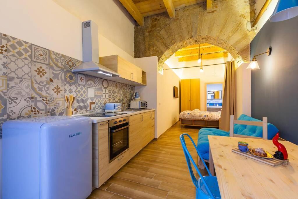 Apartment Limoncello Loft House,in The Heart Of Naples! *