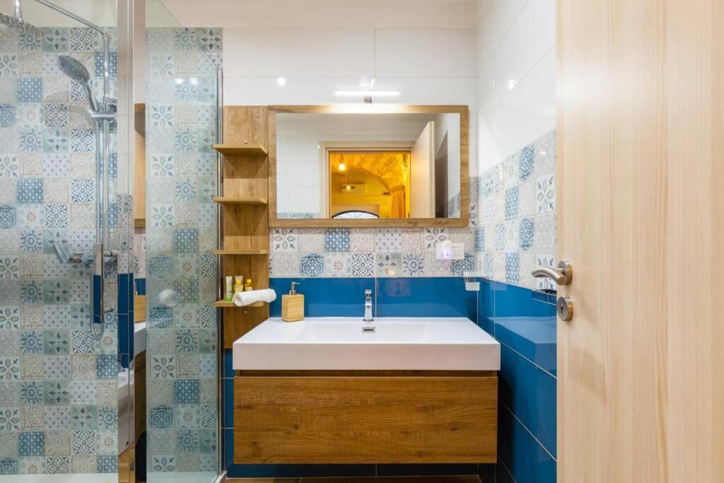 Limoncello Loft House,in The Heart Of Naples! *